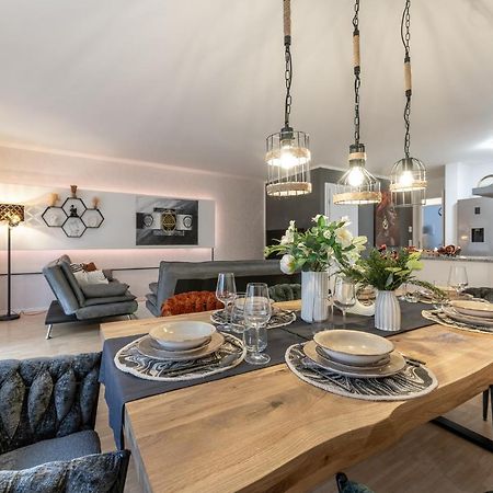 Alpenflair / Luxury / 100Qm / Work / Travel / Netflix Apartment Penzberg Bagian luar foto