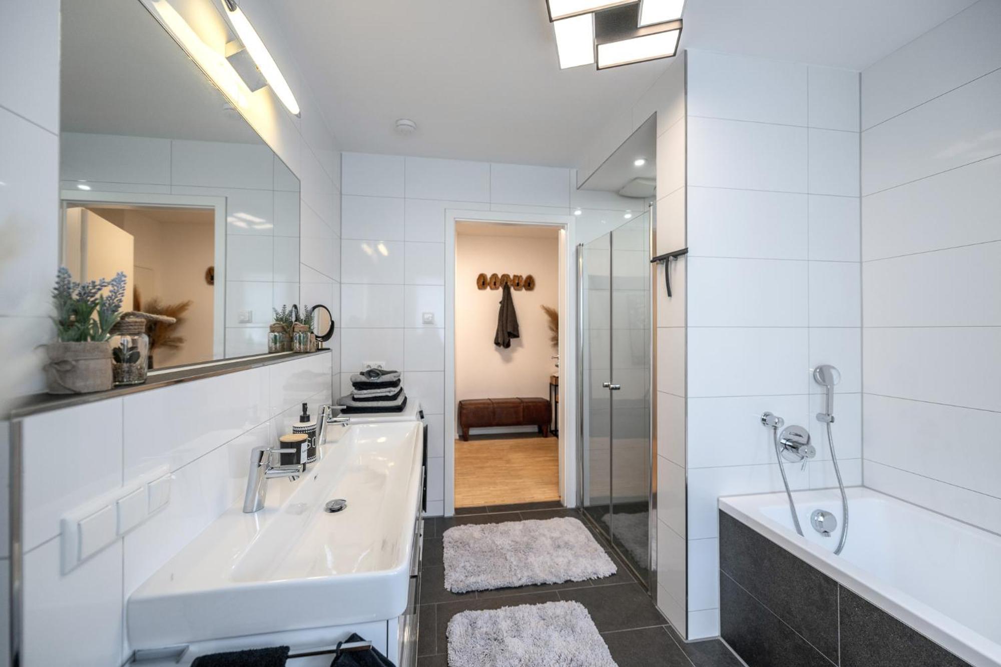 Alpenflair / Luxury / 100Qm / Work / Travel / Netflix Apartment Penzberg Bagian luar foto