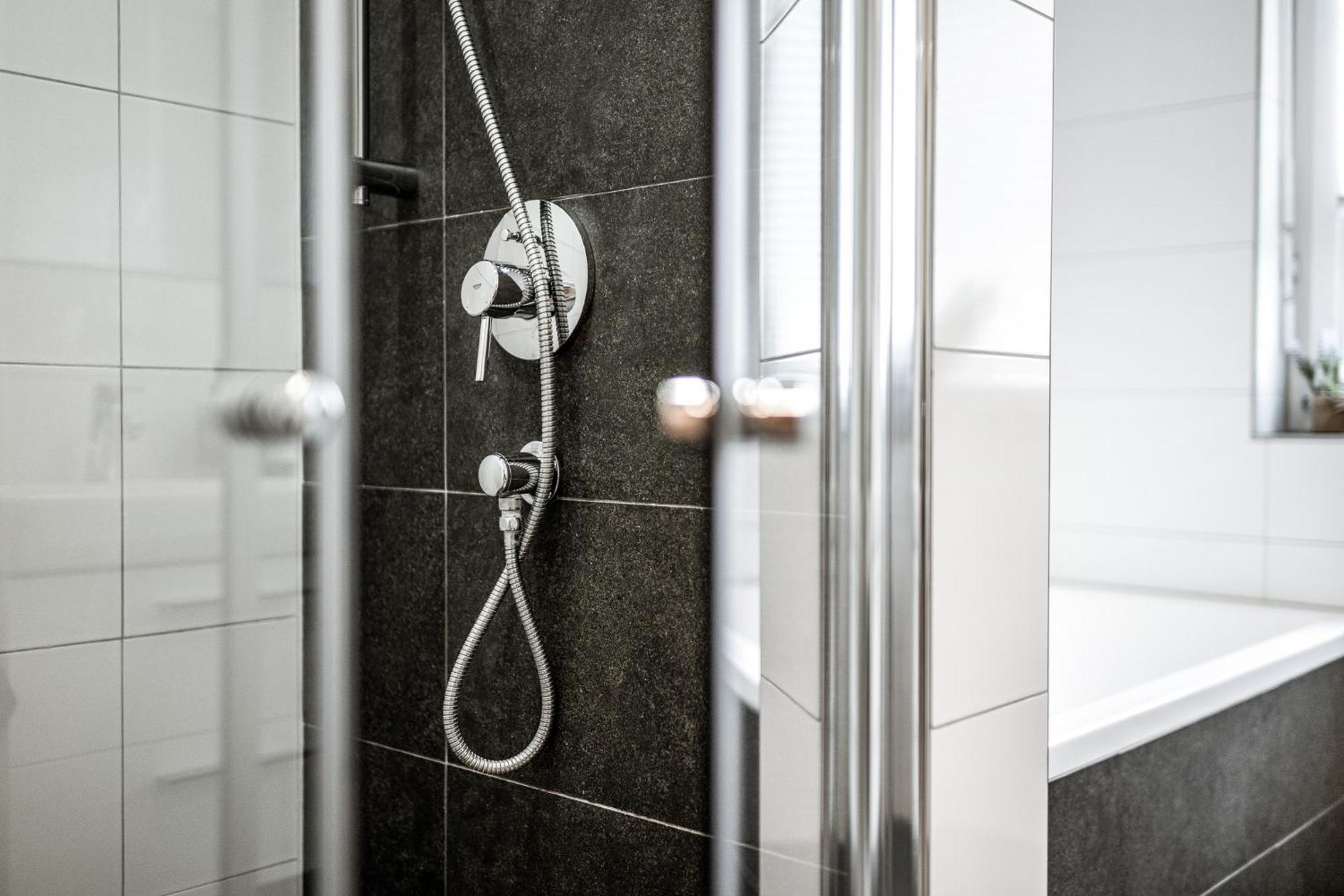 Alpenflair / Luxury / 100Qm / Work / Travel / Netflix Apartment Penzberg Bagian luar foto